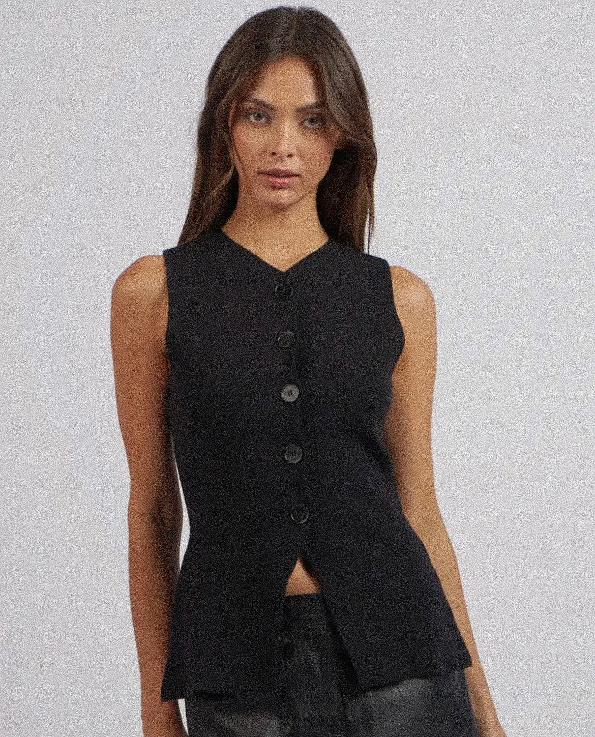 Taylor Sleeveless Black Vest