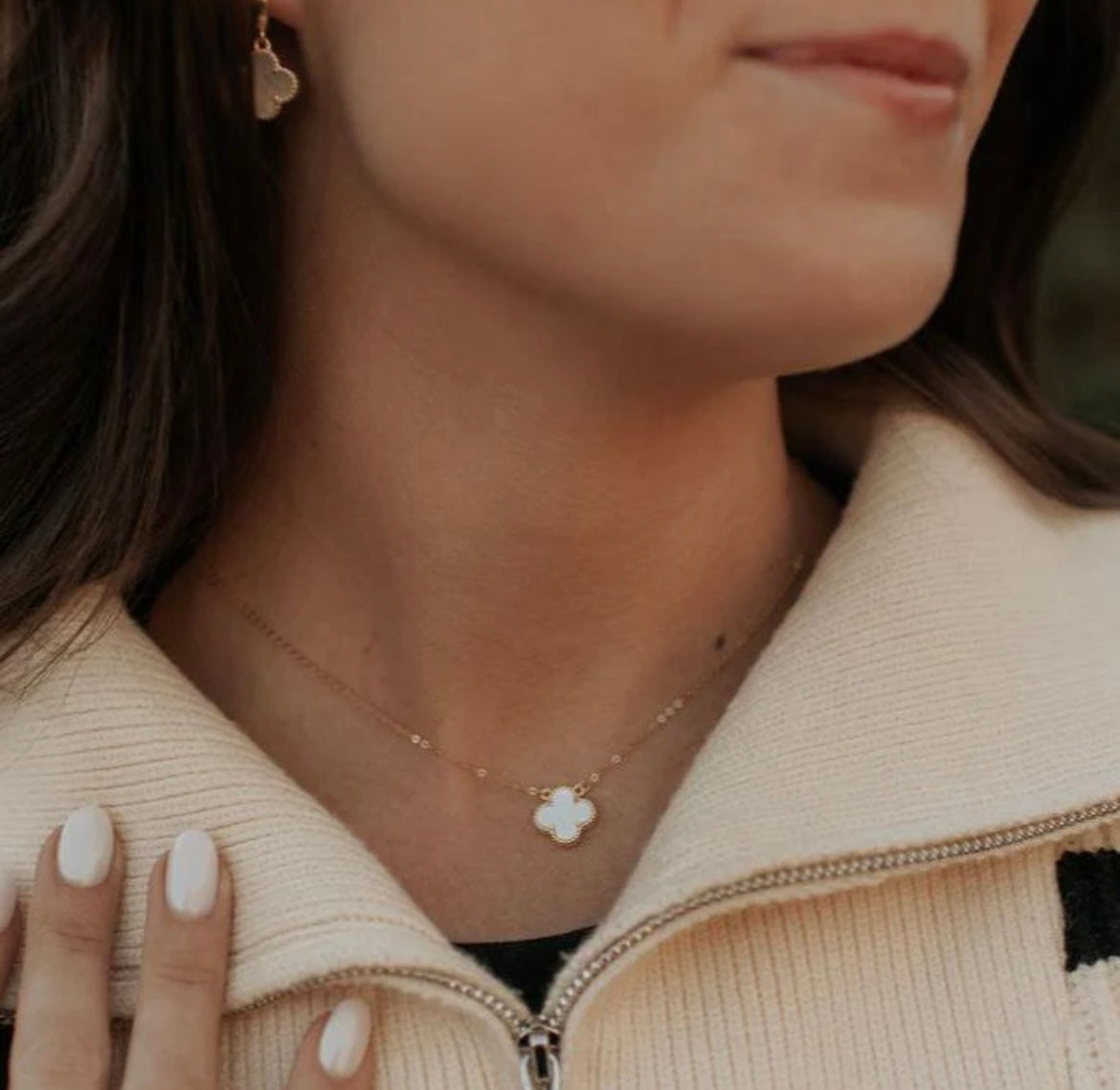 Elizabeth Clover Necklace – Muted Closet Boutique