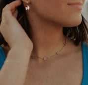Anna Floral Necklace
