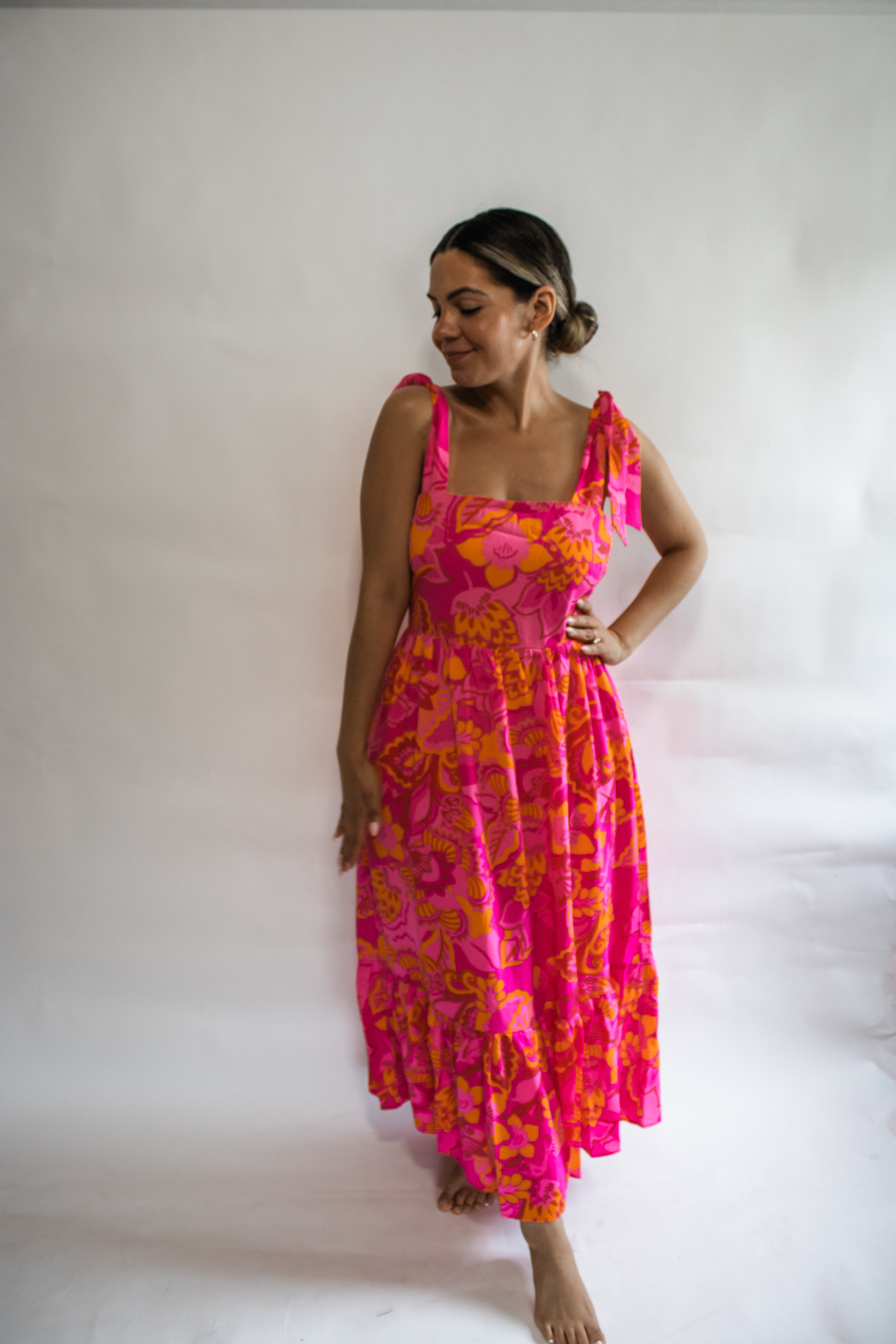 Clementine Floral Midi Dress – Muted Closet Boutique