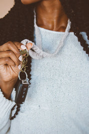 The Linen Lanyard